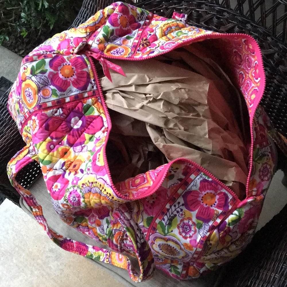 Vera Bradley Giant Carry On - Picture 7 of 12